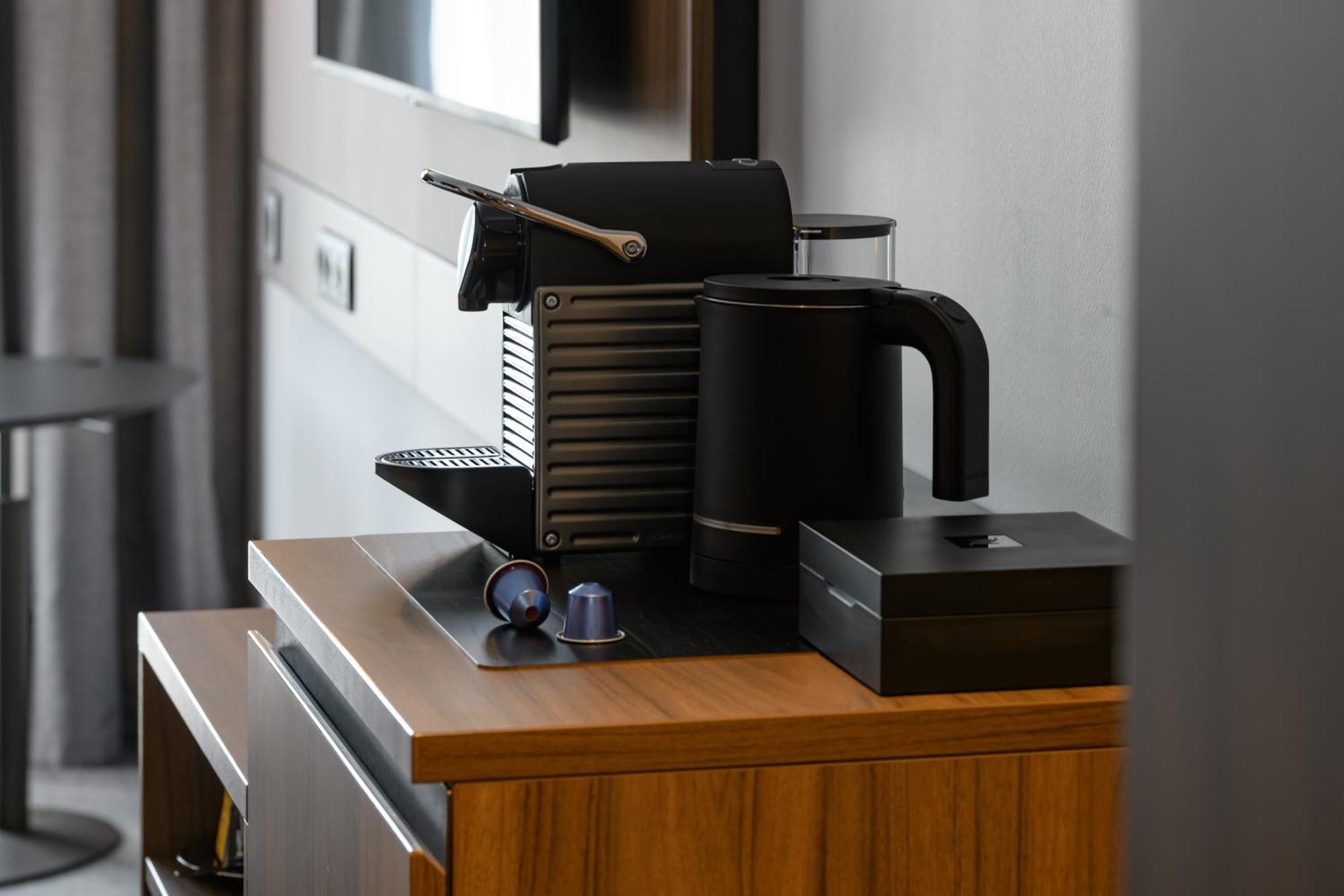 ホテル ノボテル レーゲンスブルク ゼントルム 部屋 写真